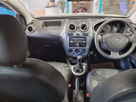 Used-Ford-Figo-1.4_EXI-Cars-in-MADURAI-Second-Ford-Figo-1.4_EXI-Cars-in-MADURAI-Per-Owned-Ford-Figo-1.4_EXI-Cars-in-MADURAI